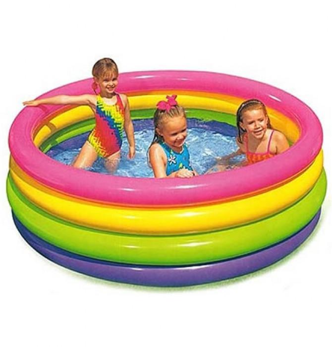 Piscina gonflabila curcubeu Intex, Volum 617 litri