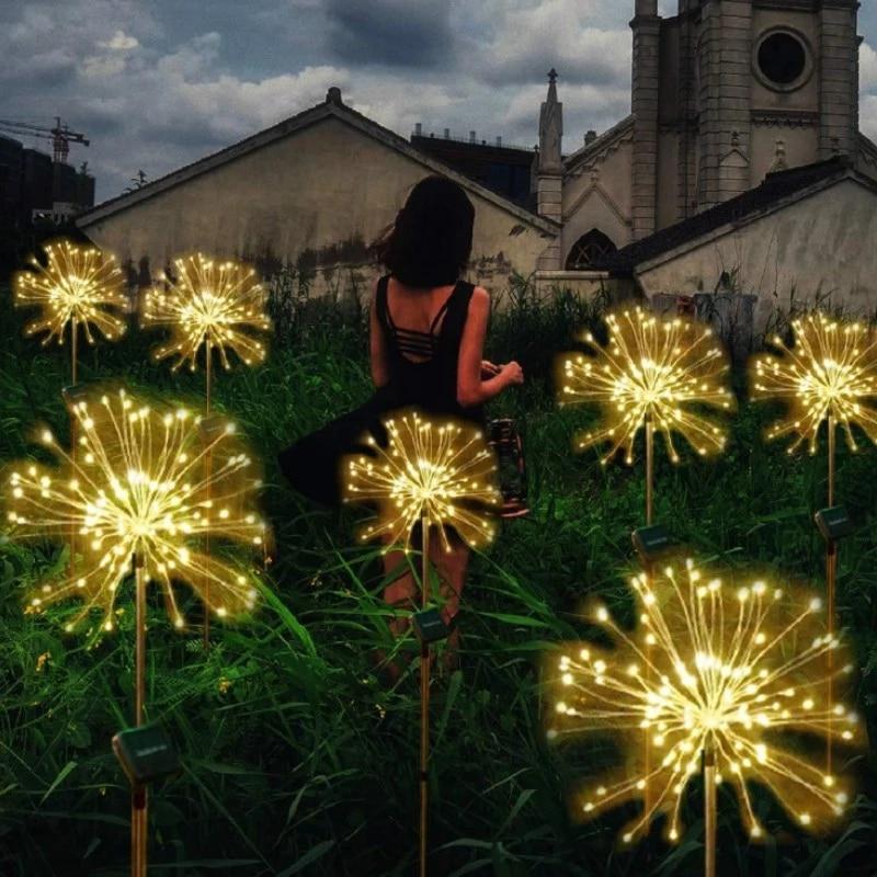 Lampa solara artificii cu suport metalic, 100 LED, lumina calda