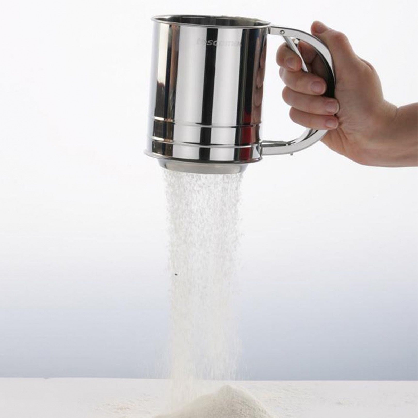 Cana din inox cu sita pentru cernut faina sau zahar