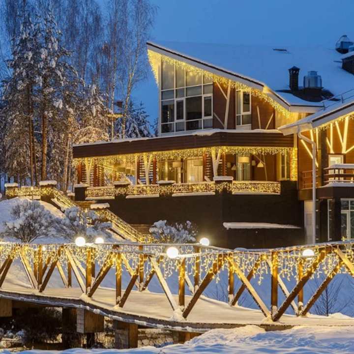 Instalatie franjuri, 300 LED, 12 metri, 8 jocuri de lumini, Alb cald