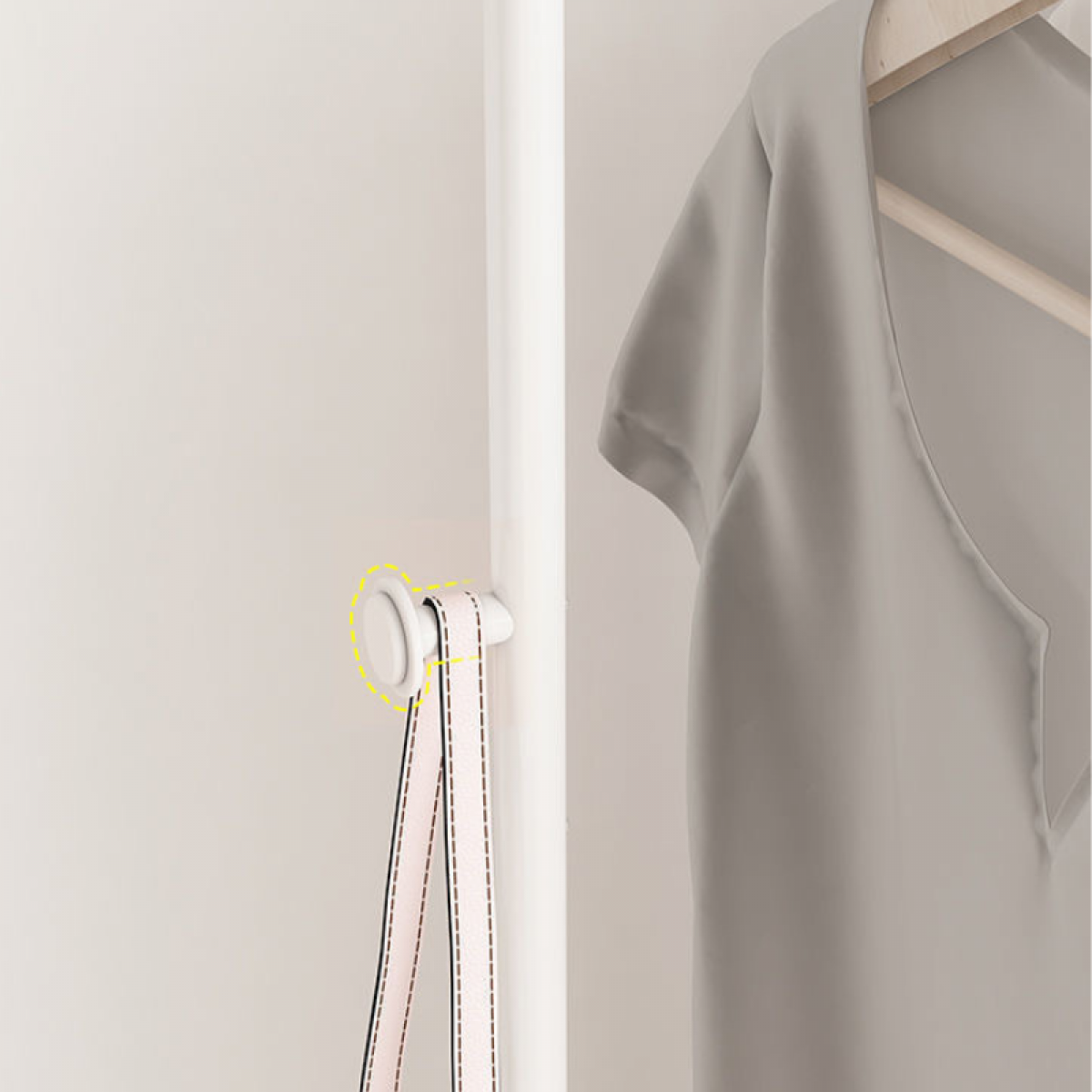 Suport portabil 2 rafturi, 2 carlige, 4 roti, 159 cm, Alb