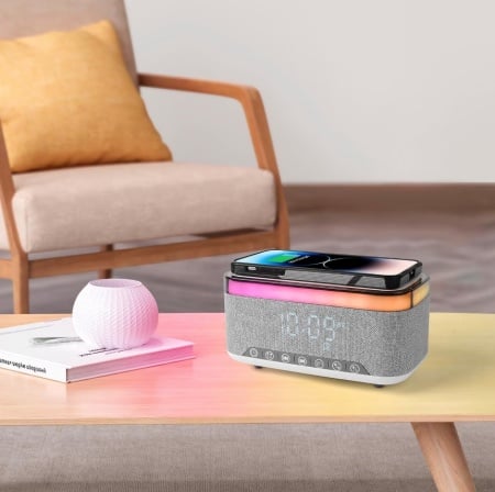 Ceas desteptator cu alarma, difuzor si incarcator wireless 15 W