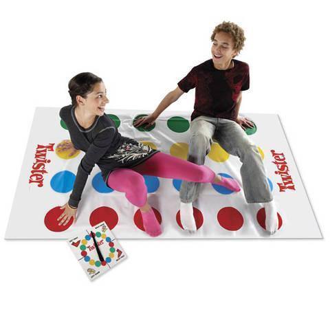 Monopoly + Twister - jocuri de societate pentru copii si adulti