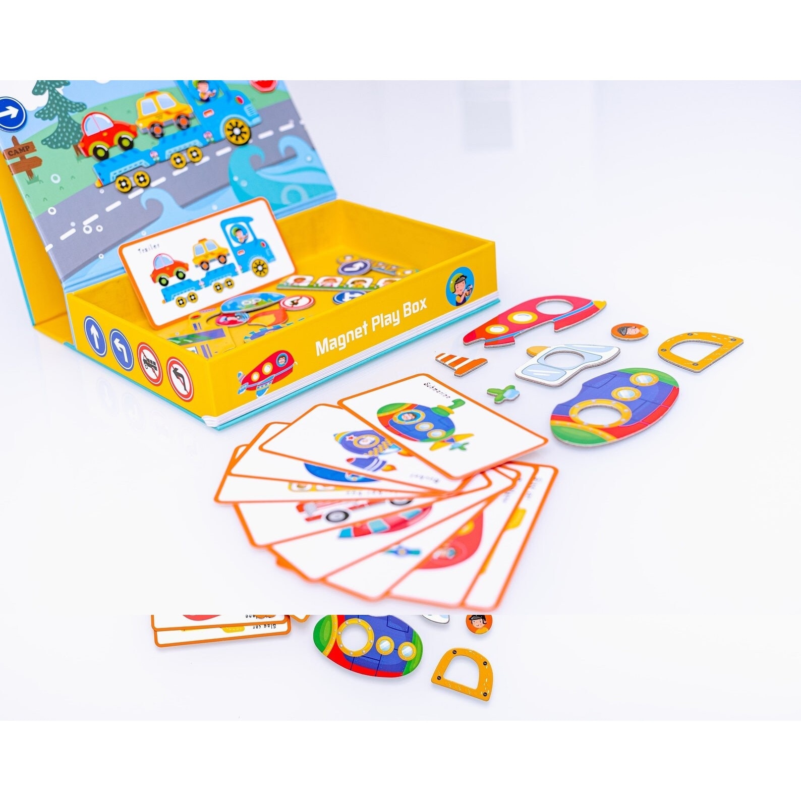 Cutie cu puzzle Magnetic Play Box, Vehicule 75 piese